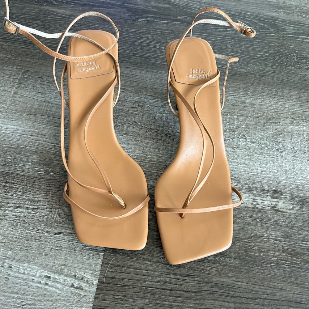 Jeffrey Campbell Fluxx kitten heels
